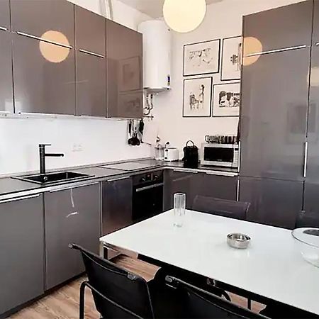 Florit Flats - The Canovas Apartment Валенсия Екстериор снимка